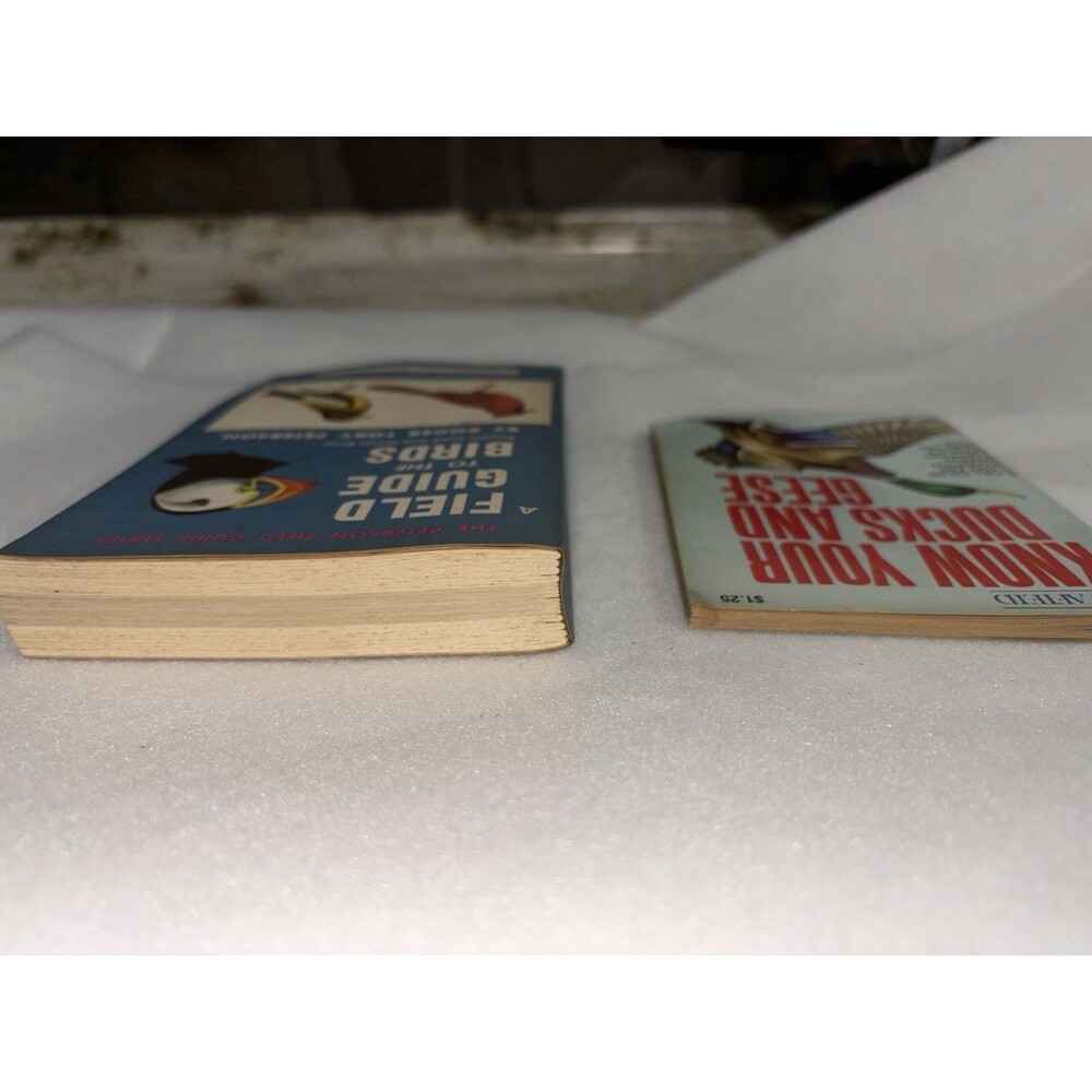 Vintage Bird Field Guides Lot of 2 Paperback Books Birds of America Ducks Geese - Picture 6 of 6